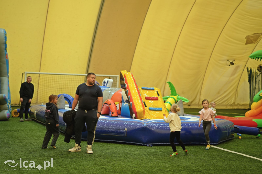 Sobota na dmuchańcach przy Hangarowej