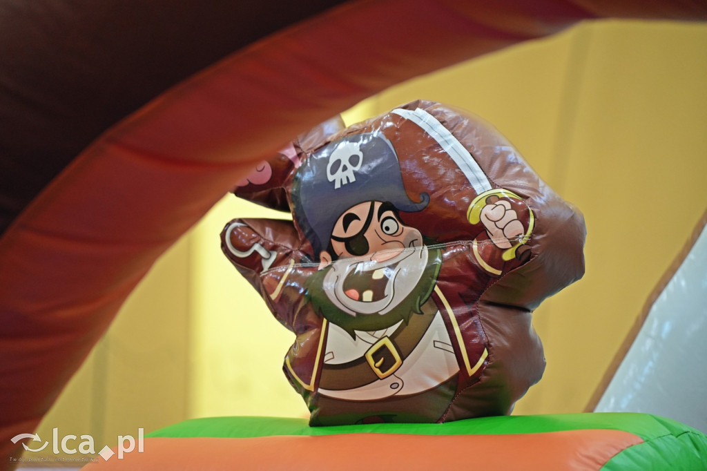 Sobota na dmuchańcach przy Hangarowej