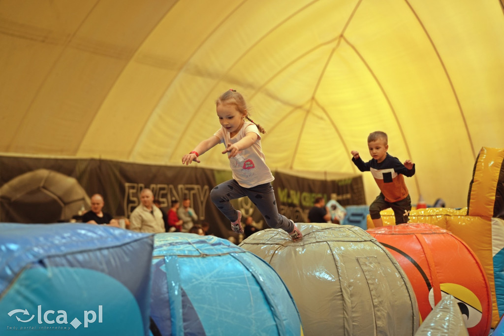 Sobota na dmuchańcach przy Hangarowej