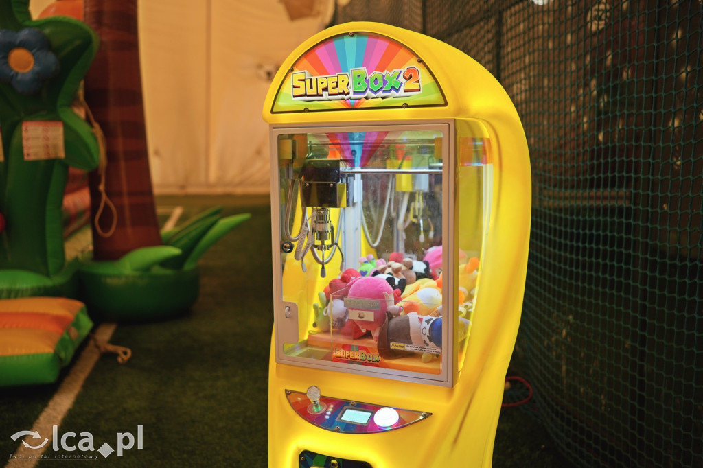 Sobota na dmuchańcach przy Hangarowej