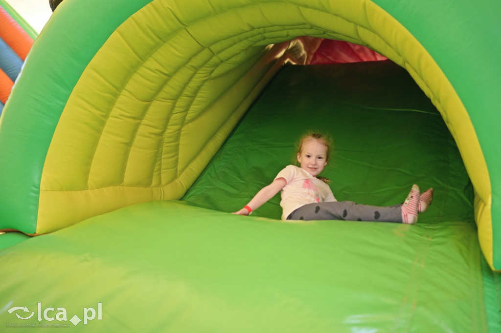 Sobota na dmuchańcach przy Hangarowej