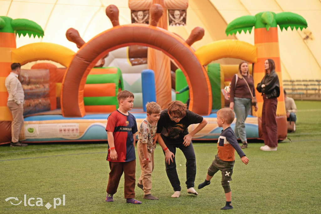 Sobota na dmuchańcach przy Hangarowej