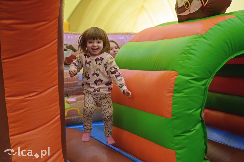 Sobota na dmuchańcach przy Hangarowej