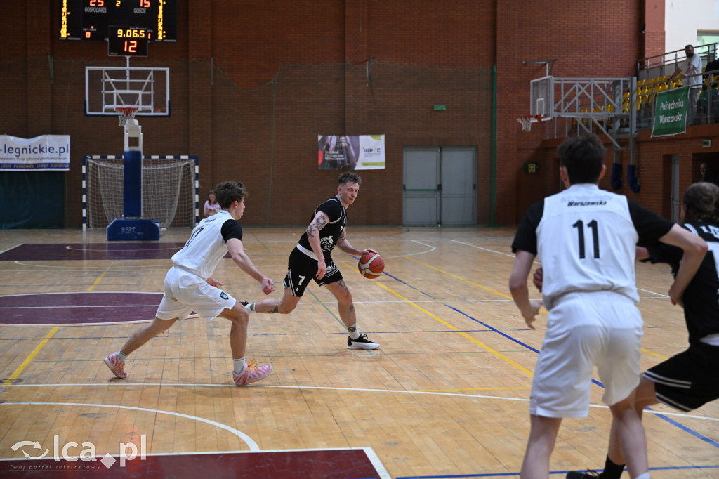 Przegrana KS Basket Legnica w drugim meczu turnieju