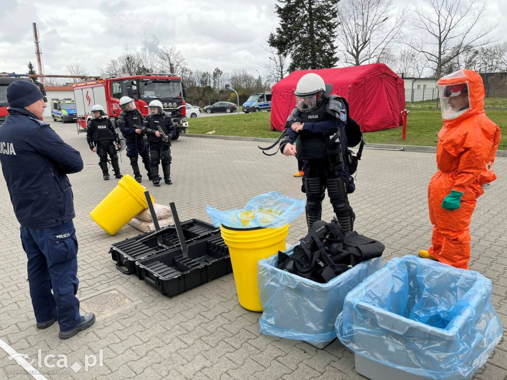 Policjanci z SPPP w Legnicy w akcji ćwiczeniowej