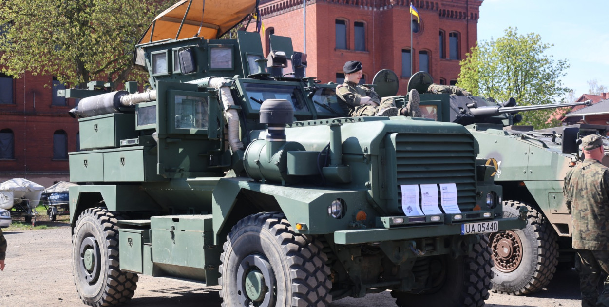Wojsko pokazuje się z bliska w Collegium Witelona