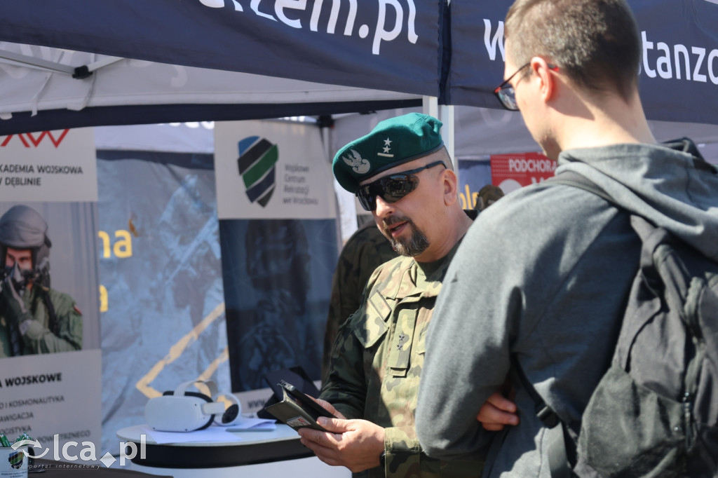 Wojsko pokazuje się z bliska w Collegium Witelona