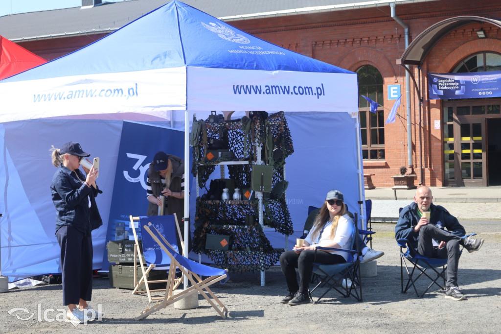 Wojsko pokazuje się z bliska w Collegium Witelona
