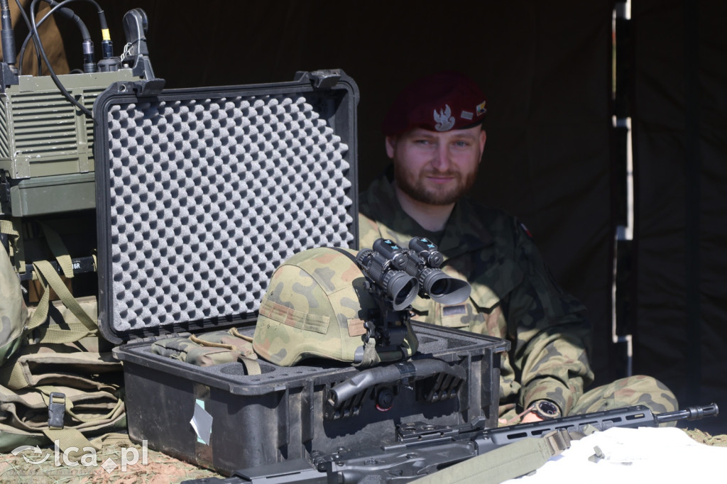 Wojsko pokazuje się z bliska w Collegium Witelona
