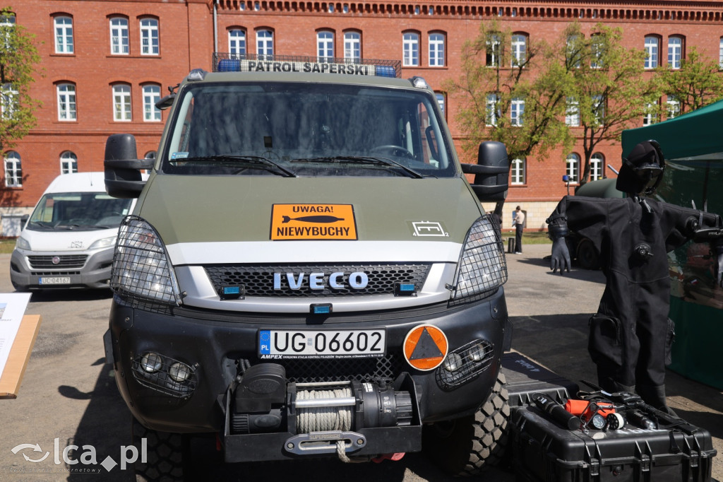 Wojsko pokazuje się z bliska w Collegium Witelona