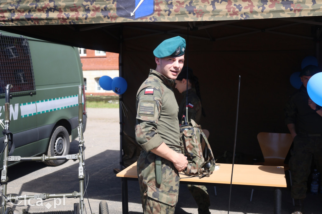 Wojsko pokazuje się z bliska w Collegium Witelona