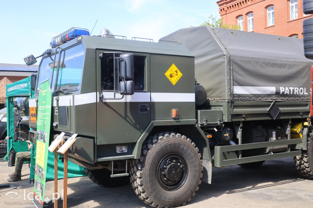 Wojsko pokazuje się z bliska w Collegium Witelona