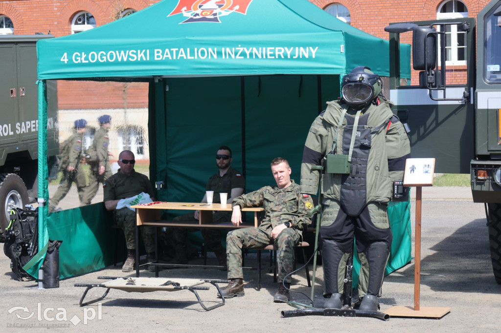 Wojsko pokazuje się z bliska w Collegium Witelona