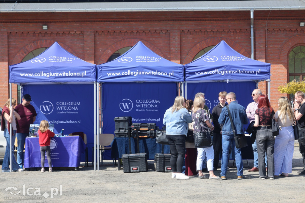 Wojsko pokazuje się z bliska w Collegium Witelona