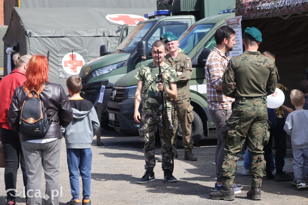 Wojsko pokazuje się z bliska w Collegium Witelona