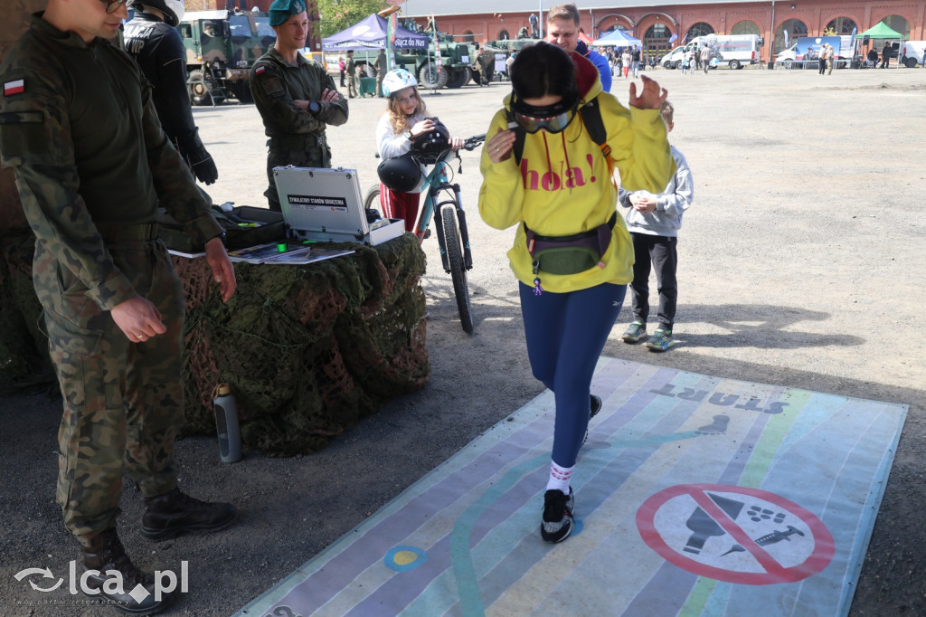 Wojsko pokazuje się z bliska w Collegium Witelona