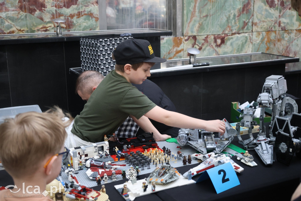 Przegląd młodych kolekcjonerów