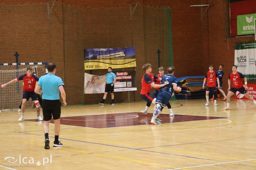 Horror z karnymi w tle!