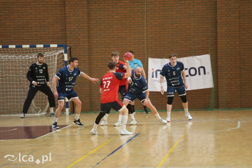 Horror z karnymi w tle!