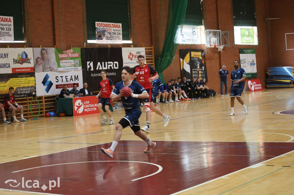 Horror z karnymi w tle!