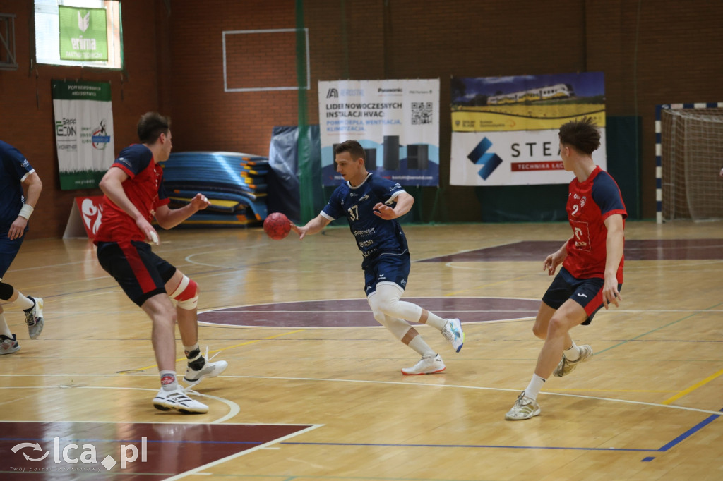 Horror z karnymi w tle!