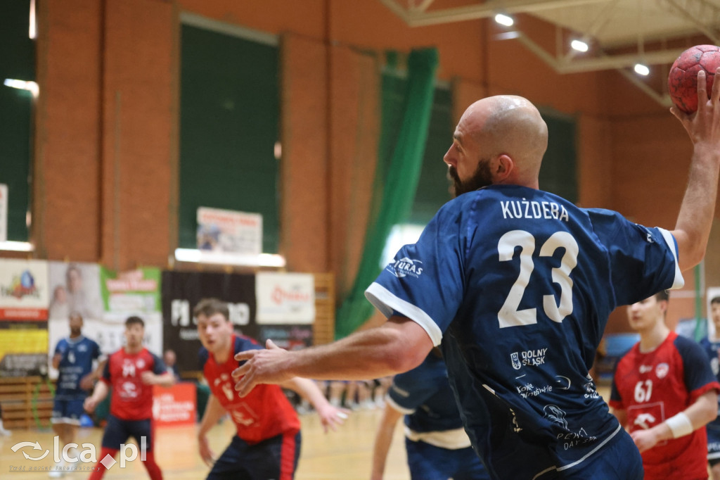 Horror z karnymi w tle!