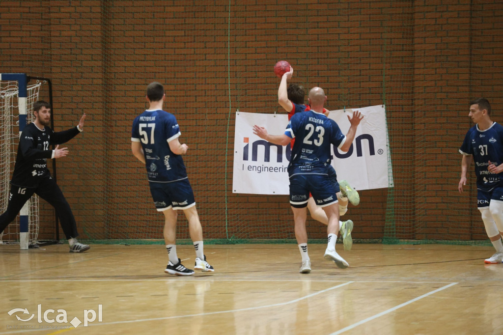 Horror z karnymi w tle!