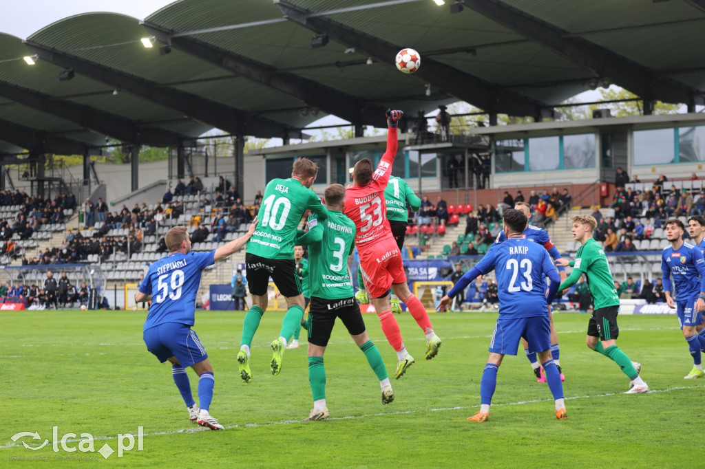Zimny prysznic na Stadionie Orła Białego!