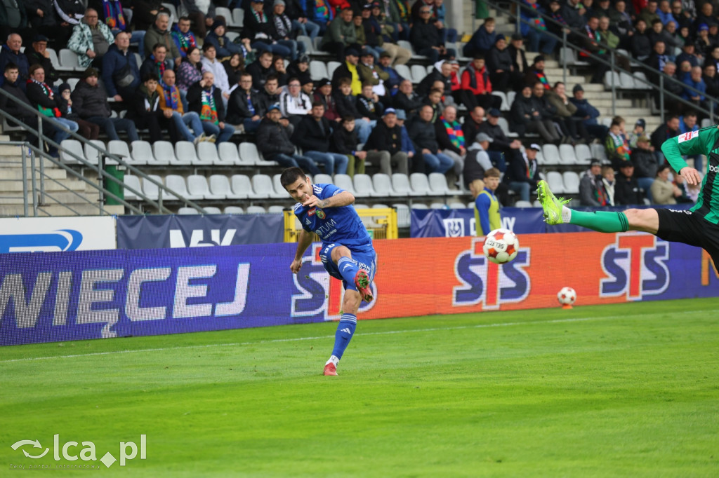 Zimny prysznic na Stadionie Orła Białego!
