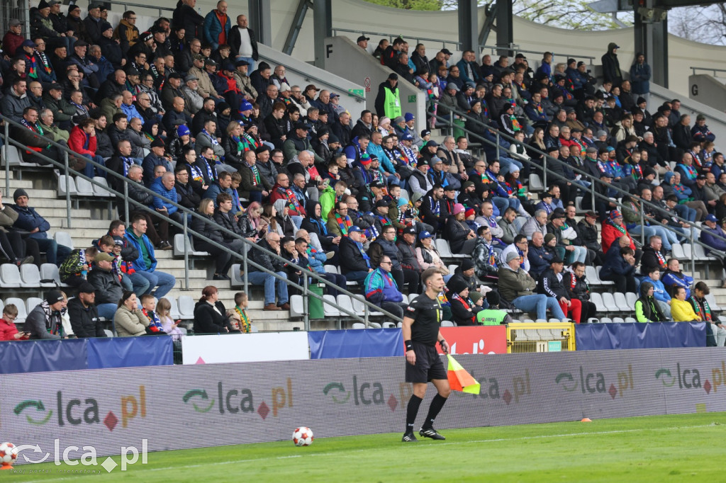 Ponad 2 tysiące kibiców oglądało porażkę Miedzi