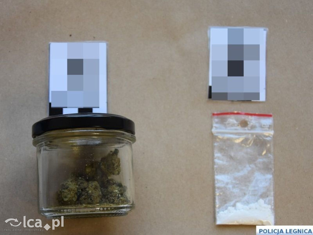 Wpadł z kilogramem narkotyków i gotówką