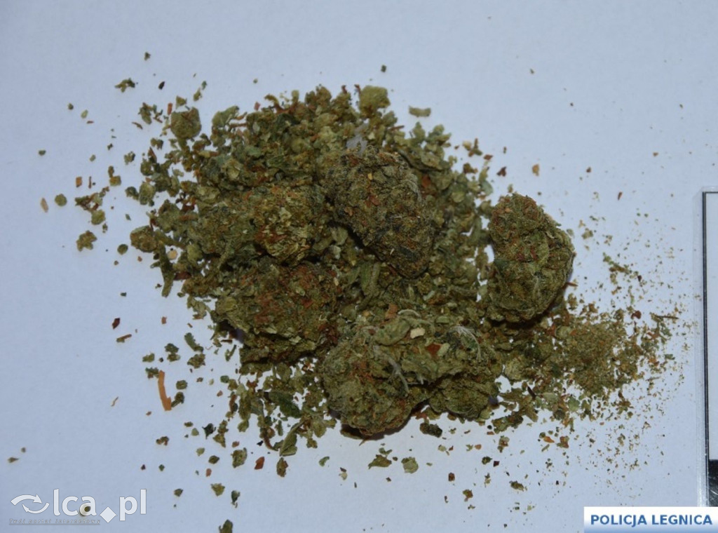 Wpadł z kilogramem narkotyków i gotówką