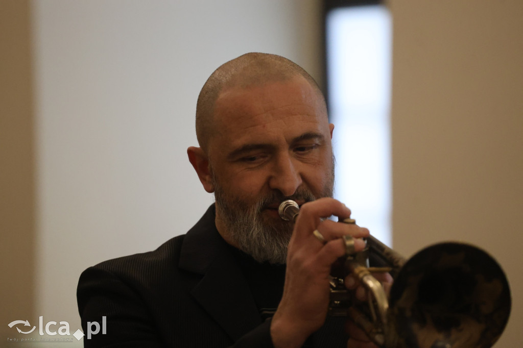 MISTRZ I UCZEŃ ramię w ramię!