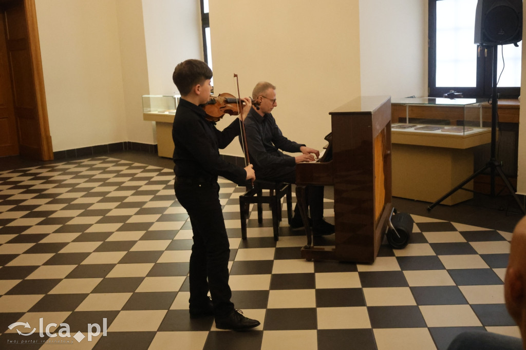 MISTRZ I UCZEŃ ramię w ramię!