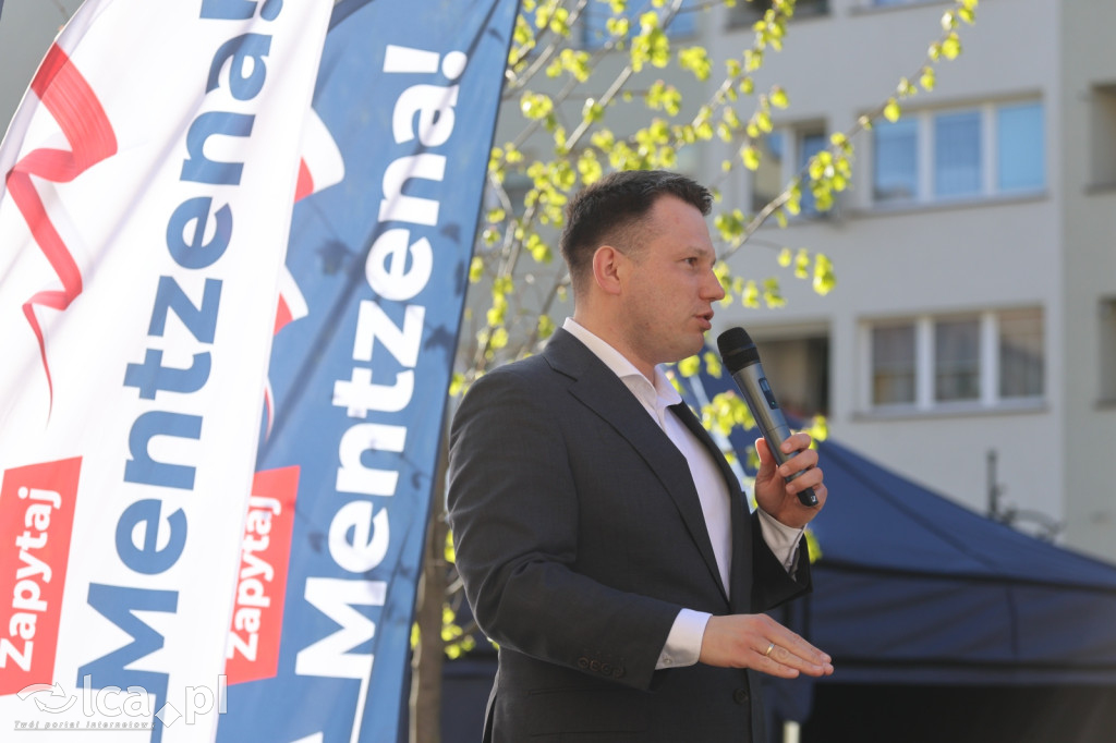 Mieszkańcy przepytali Mentzena