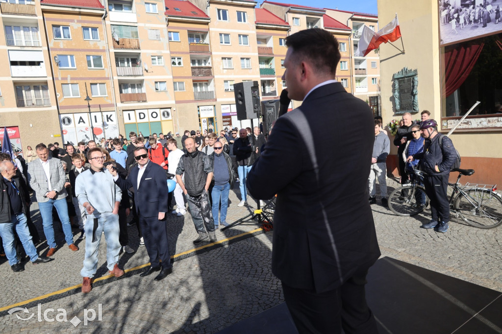 Mieszkańcy przepytali Mentzena