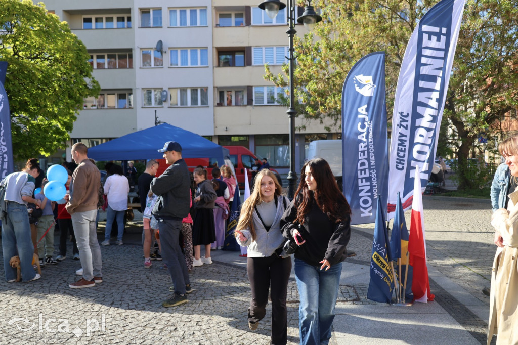 Mieszkańcy przepytali Mentzena