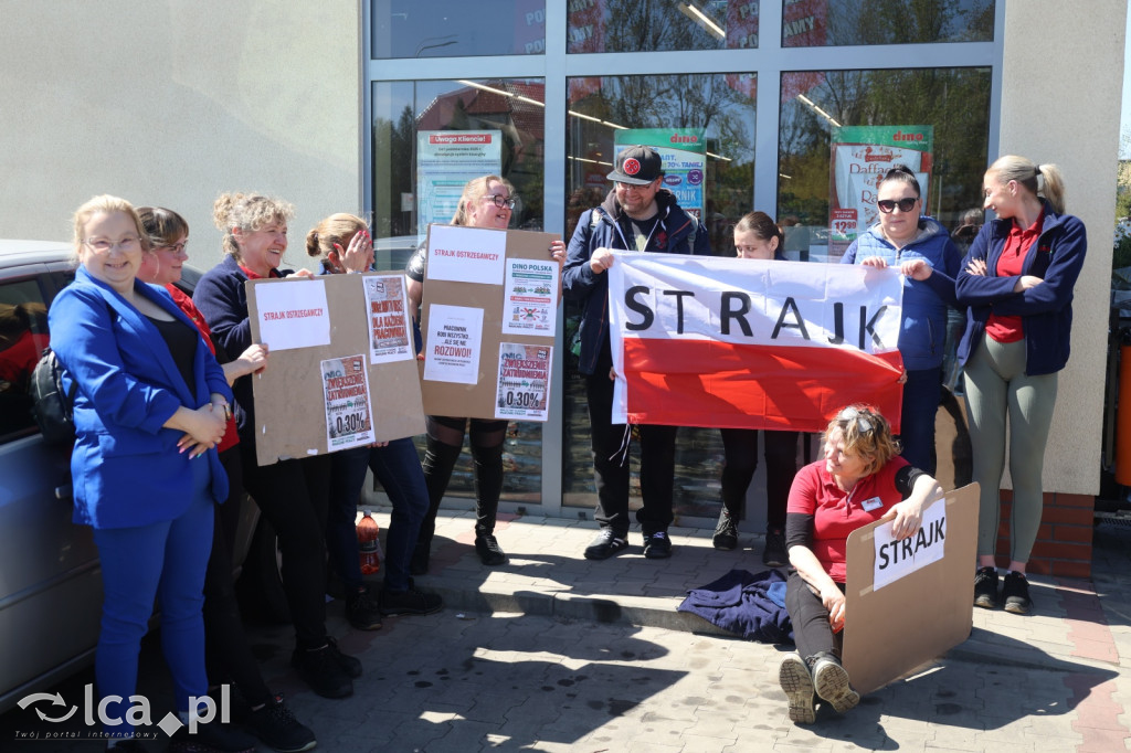 Traktują nas jak roboty. Strajk w Dino