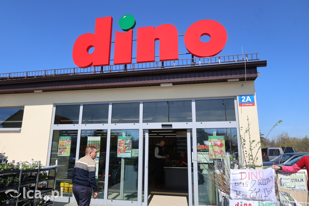 Traktują nas jak roboty. Strajk w Dino