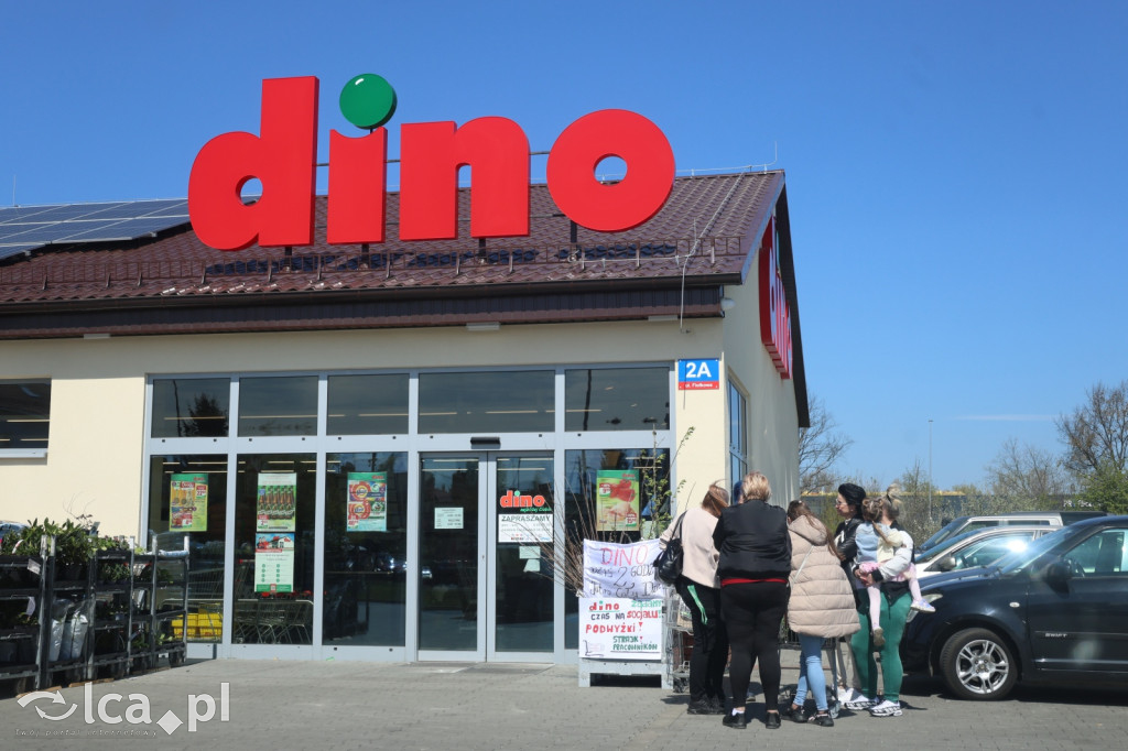 Traktują nas jak roboty. Strajk w Dino