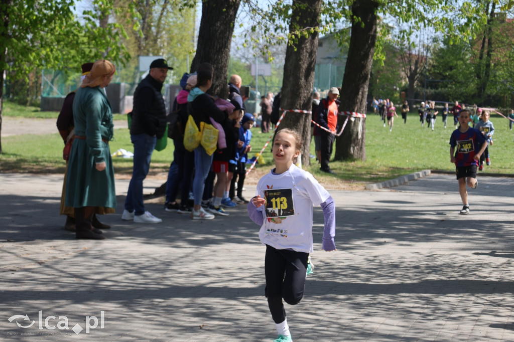 Młodzi biegacze w Legnickim Polu
