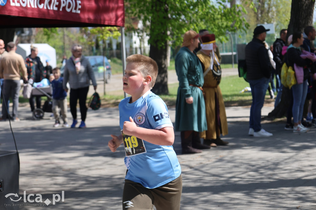 Młodzi biegacze w Legnickim Polu