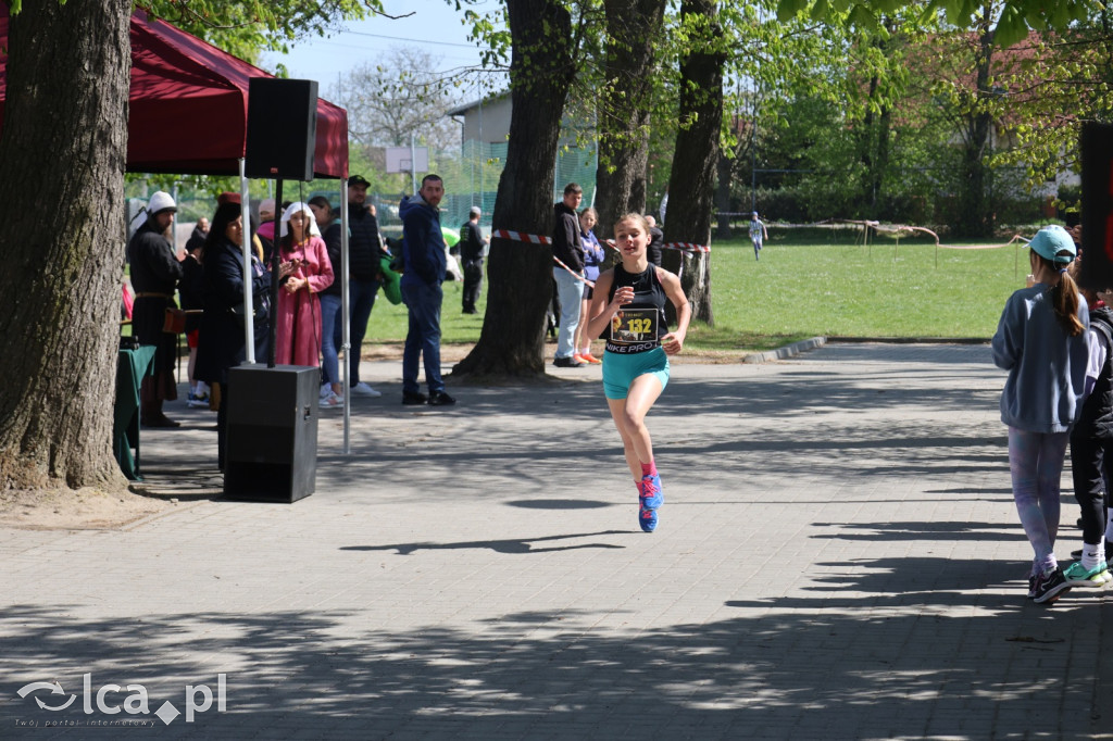 Młodzi biegacze w Legnickim Polu