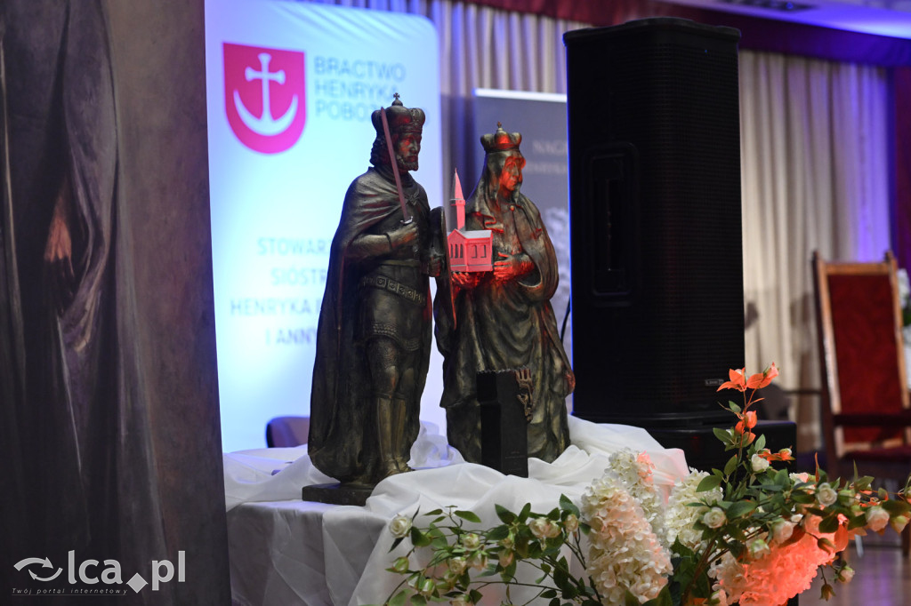 WARTOŚCI silniejsze niż czas!