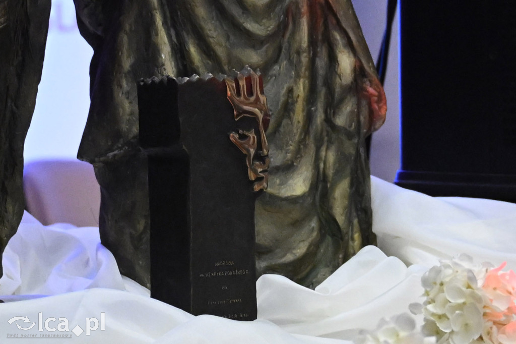 WARTOŚCI silniejsze niż czas!