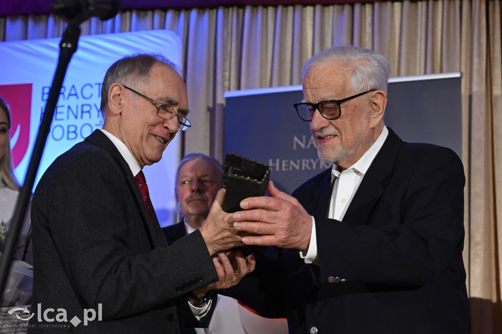 WARTOŚCI silniejsze niż czas!