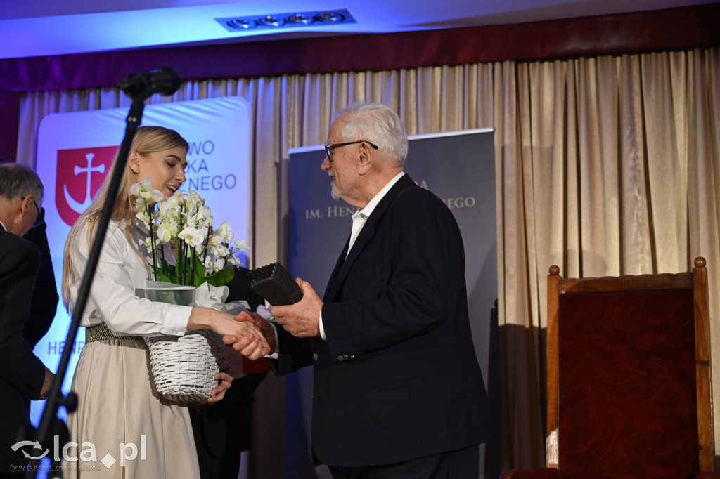 WARTOŚCI silniejsze niż czas!