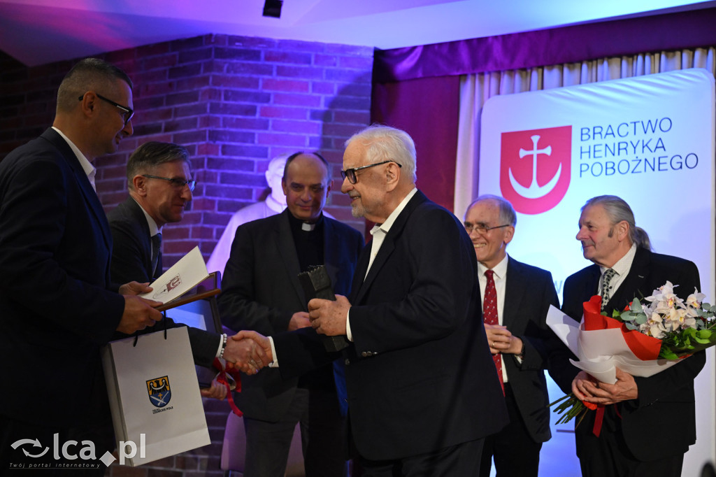 WARTOŚCI silniejsze niż czas!