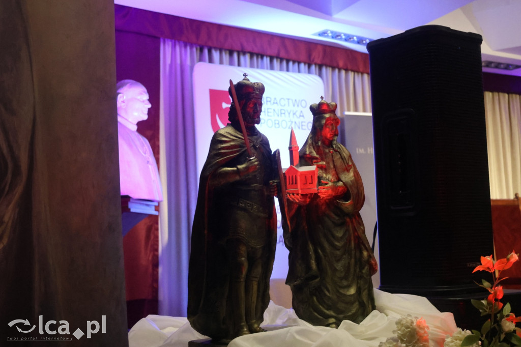 WARTOŚCI silniejsze niż czas!