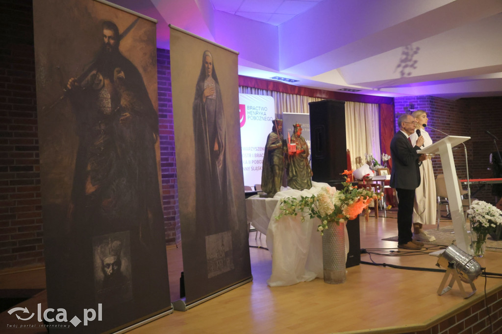 WARTOŚCI silniejsze niż czas!